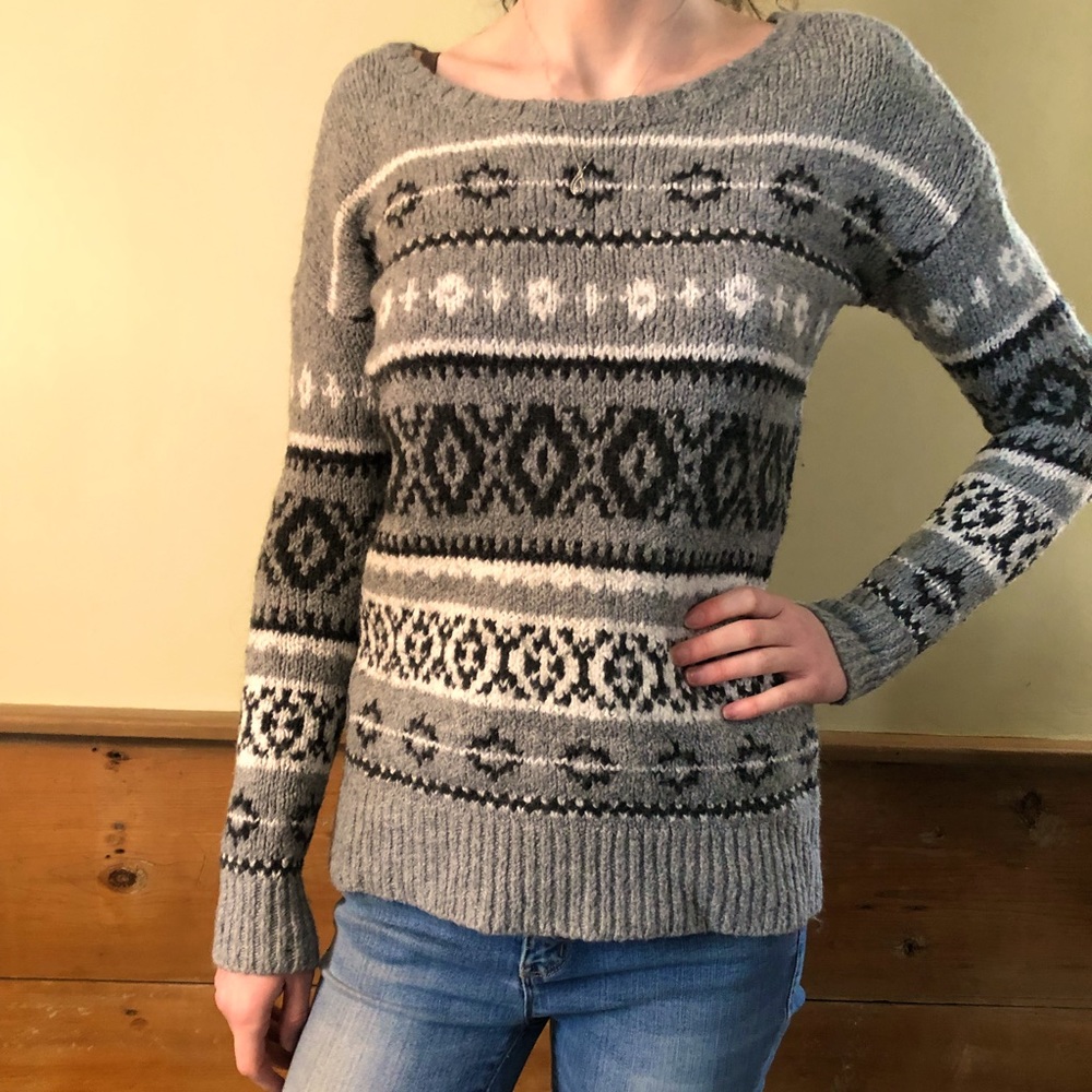 American Eagle sweater size xs